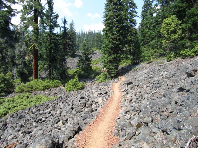 PCT Day 100: Rogue River NF & Fish Lake