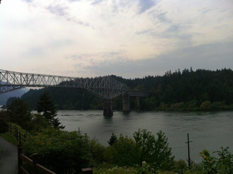 PCT Day 118: Zero Day in Cascade Locks