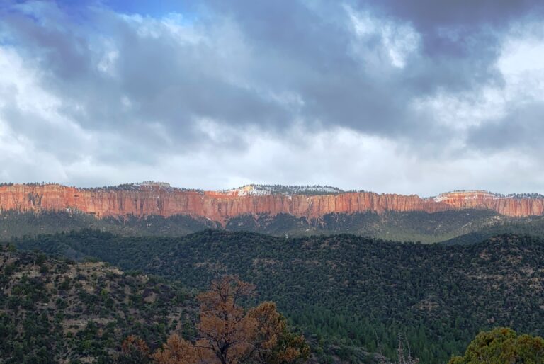 HDT Day 34: Grand View Trail & Bull Rush Gorge